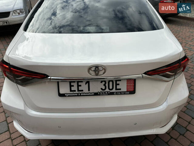 Белый Тойота Королла, объемом двигателя 1.49 л и пробегом 161 тыс. км за 14450 $, фото 83 на Automoto.ua