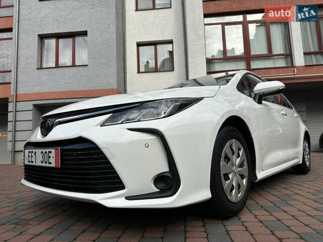 Белый Тойота Королла, объемом двигателя 1.49 л и пробегом 161 тыс. км за 14450 $, фото 53 на Automoto.ua