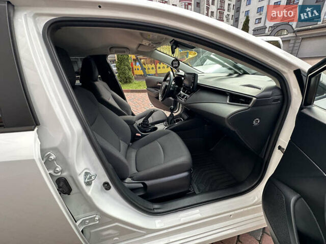 Белый Тойота Королла, объемом двигателя 1.49 л и пробегом 161 тыс. км за 14450 $, фото 138 на Automoto.ua