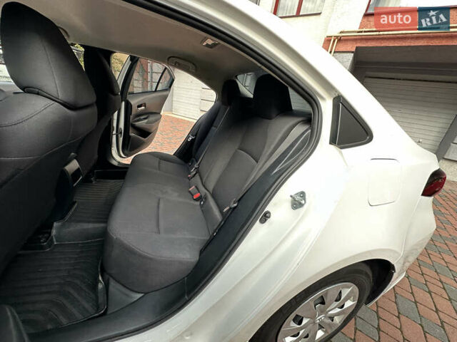Белый Тойота Королла, объемом двигателя 1.49 л и пробегом 161 тыс. км за 14450 $, фото 150 на Automoto.ua