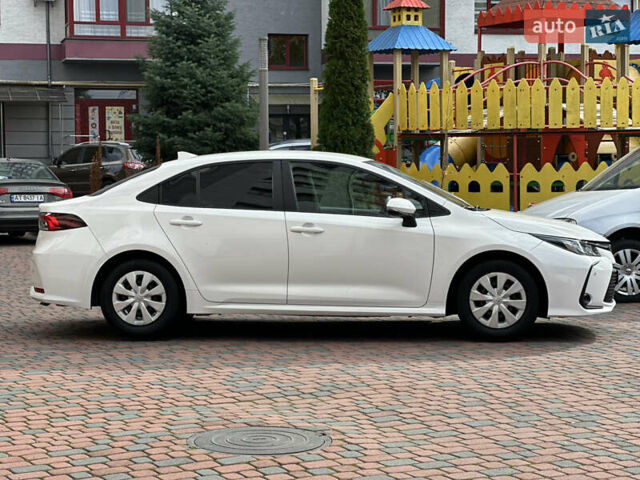 Белый Тойота Королла, объемом двигателя 1.49 л и пробегом 161 тыс. км за 14450 $, фото 7 на Automoto.ua