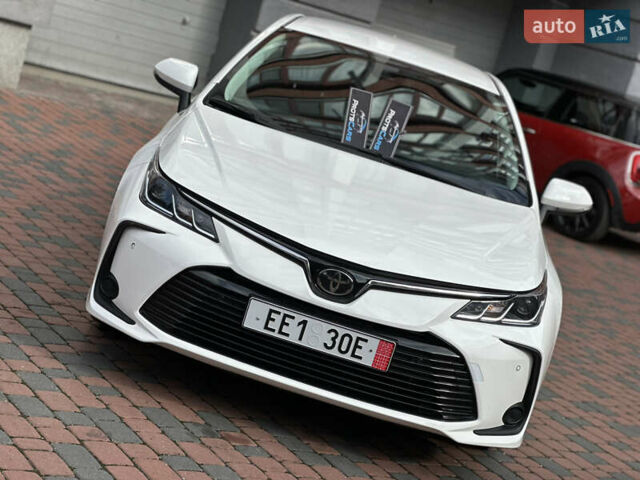 Белый Тойота Королла, объемом двигателя 1.49 л и пробегом 161 тыс. км за 14450 $, фото 5 на Automoto.ua