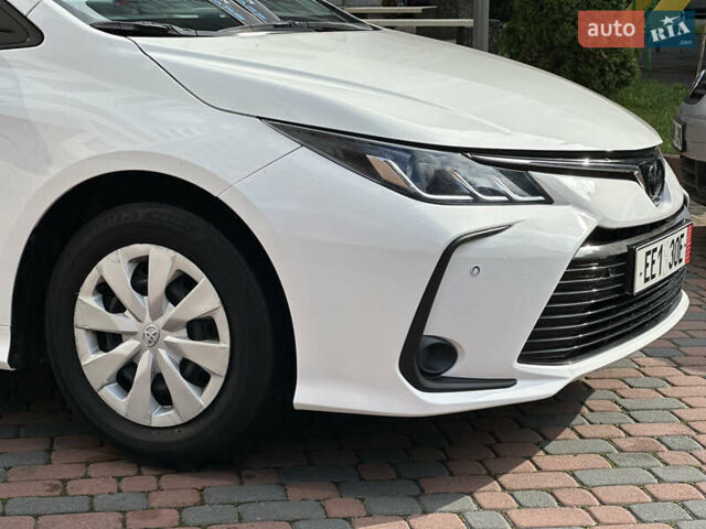 Белый Тойота Королла, объемом двигателя 1.49 л и пробегом 161 тыс. км за 14450 $, фото 28 на Automoto.ua