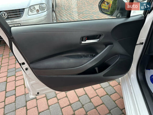 Белый Тойота Королла, объемом двигателя 1.49 л и пробегом 161 тыс. км за 14450 $, фото 98 на Automoto.ua