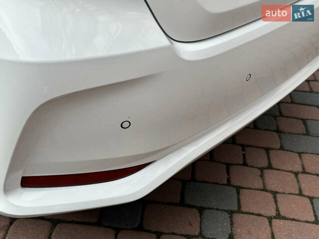 Белый Тойота Королла, объемом двигателя 1.49 л и пробегом 161 тыс. км за 14450 $, фото 60 на Automoto.ua