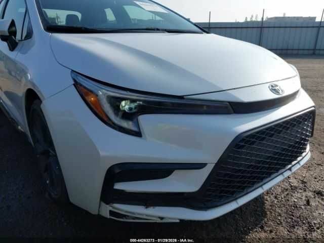 Белый Тойота Королла, объемом двигателя 2 л и пробегом 33 тыс. км за 12800 $, фото 15 на Automoto.ua