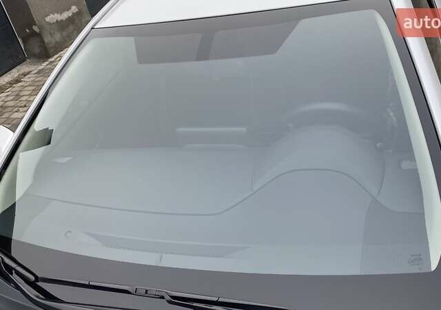 Белый Тойота Королла, объемом двигателя 1.6 л и пробегом 6 тыс. км за 26800 $, фото 8 на Automoto.ua