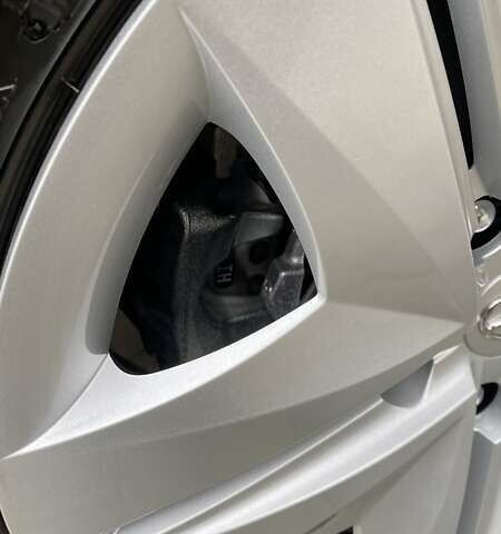 Белый Тойота Королла, объемом двигателя 1.6 л и пробегом 6 тыс. км за 26800 $, фото 12 на Automoto.ua