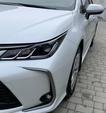 Белый Тойота Королла, объемом двигателя 1.6 л и пробегом 6 тыс. км за 26800 $, фото 6 на Automoto.ua