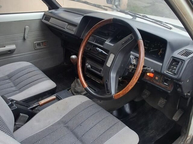 Белый Тойота Королла, объемом двигателя 0 л и пробегом 425 тыс. км за 1304 $, фото 4 на Automoto.ua