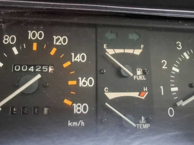 Белый Тойота Королла, объемом двигателя 0 л и пробегом 425 тыс. км за 1304 $, фото 5 на Automoto.ua