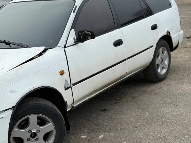 Білий Тойота Королла, об'ємом двигуна 1.3 л та пробігом 600 тис. км за 1300 $, фото 7 на Automoto.ua