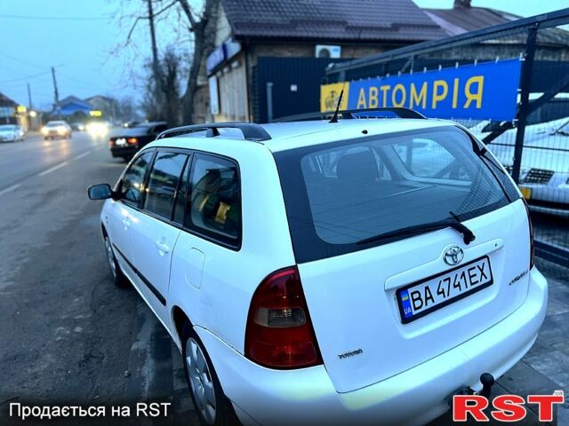 Белый Тойота Королла, объемом двигателя 1.4 л и пробегом 215 тыс. км за 4200 $, фото 3 на Automoto.ua