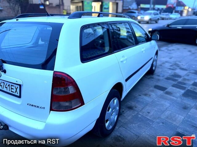 Белый Тойота Королла, объемом двигателя 1.4 л и пробегом 215 тыс. км за 4200 $, фото 5 на Automoto.ua