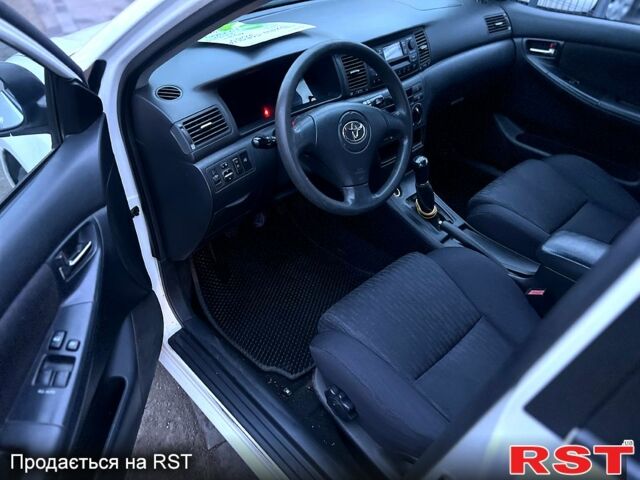 Белый Тойота Королла, объемом двигателя 1.4 л и пробегом 215 тыс. км за 4200 $, фото 8 на Automoto.ua