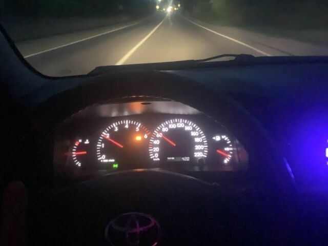 Белый Тойота Королла, объемом двигателя 2 л и пробегом 410 тыс. км за 3450 $, фото 7 на Automoto.ua