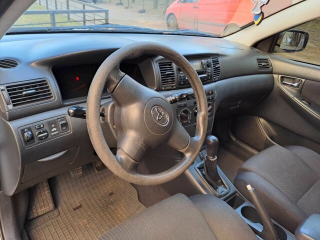 Білий Тойота Королла, об'ємом двигуна 1.4 л та пробігом 286 тис. км за 3900 $, фото 16 на Automoto.ua