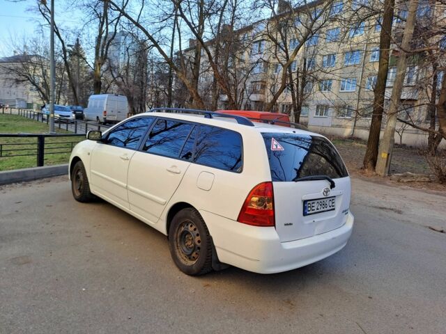 Білий Тойота Королла, об'ємом двигуна 1.4 л та пробігом 286 тис. км за 3900 $, фото 1 на Automoto.ua