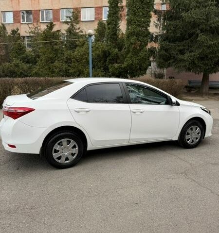 Белый Тойота Королла, объемом двигателя 1.33 л и пробегом 155 тыс. км за 10500 $, фото 1 на Automoto.ua