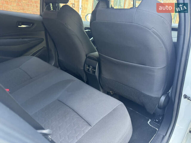 Белый Тойота Королла, объемом двигателя 1.8 л и пробегом 142 тыс. км за 21000 $, фото 32 на Automoto.ua