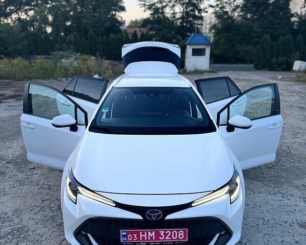 Белый Тойота Королла, объемом двигателя 1.8 л и пробегом 142 тыс. км за 22500 $, фото 9 на Automoto.ua