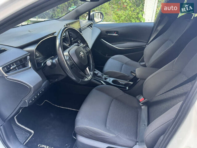 Белый Тойота Королла, объемом двигателя 1.8 л и пробегом 142 тыс. км за 21000 $, фото 26 на Automoto.ua