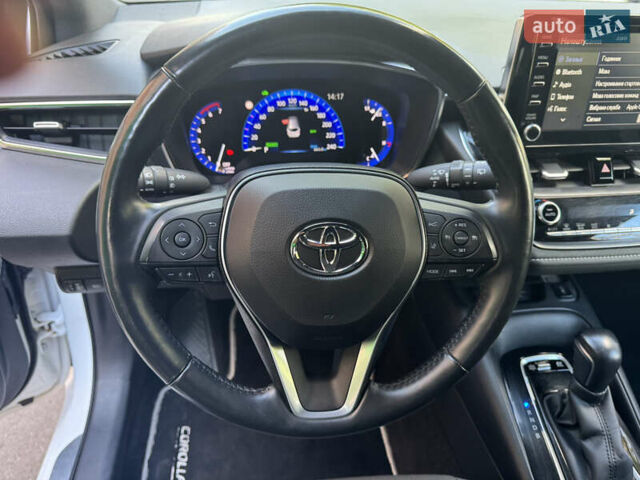 Белый Тойота Королла, объемом двигателя 1.8 л и пробегом 142 тыс. км за 21000 $, фото 19 на Automoto.ua