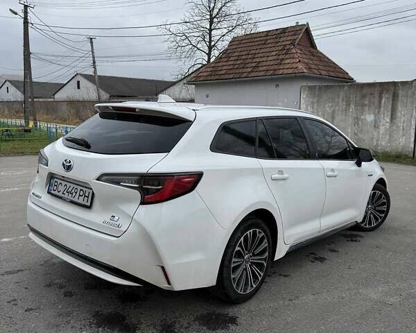 Белый Тойота Королла, объемом двигателя 1.8 л и пробегом 68 тыс. км за 23000 $, фото 3 на Automoto.ua