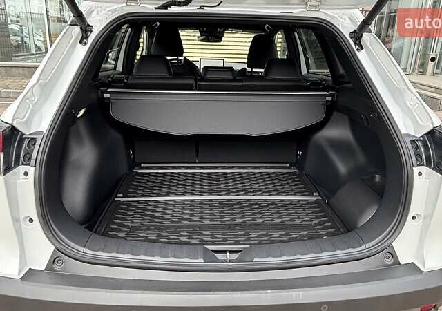 Тойота Королла 2024 в Белой Церкве на Automoto.ua Белый Тойота Королла, объемом двигателя 1.99 л и пробегом 9 тыс. км за 37361 $, фото 5 на Automoto.ua