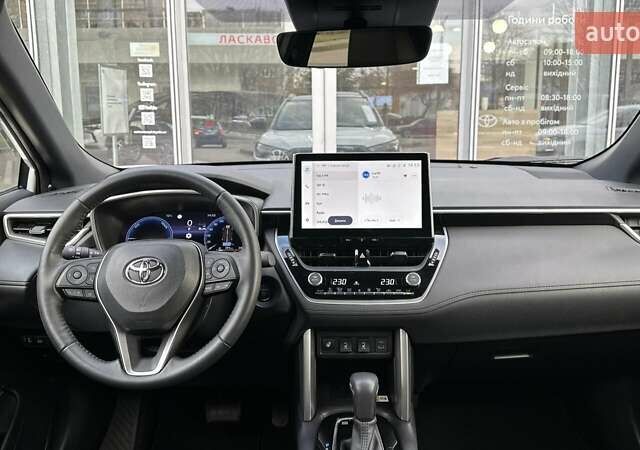 Белый Тойота Королла, объемом двигателя 1.99 л и пробегом 19 тыс. км за 37740 $, фото 7 на Automoto.ua