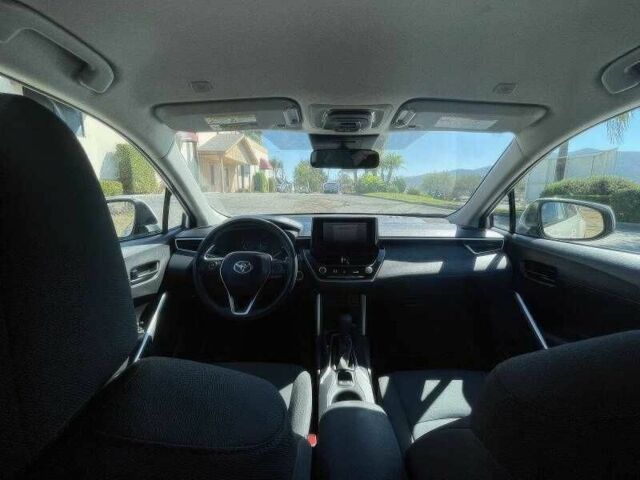 Белый Тойота Королла, объемом двигателя 2 л и пробегом 20 тыс. км за 12000 $, фото 10 на Automoto.ua