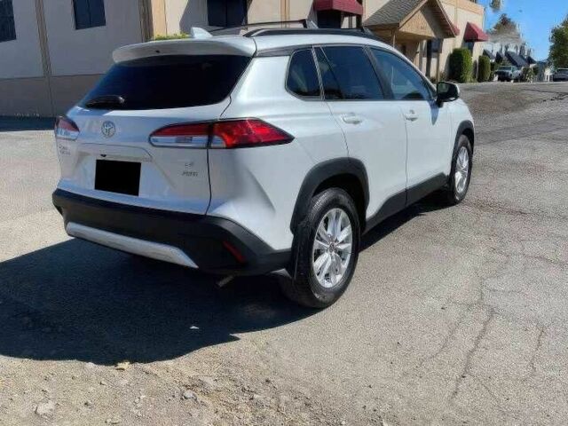 Белый Тойота Королла, объемом двигателя 2 л и пробегом 20 тыс. км за 12000 $, фото 4 на Automoto.ua