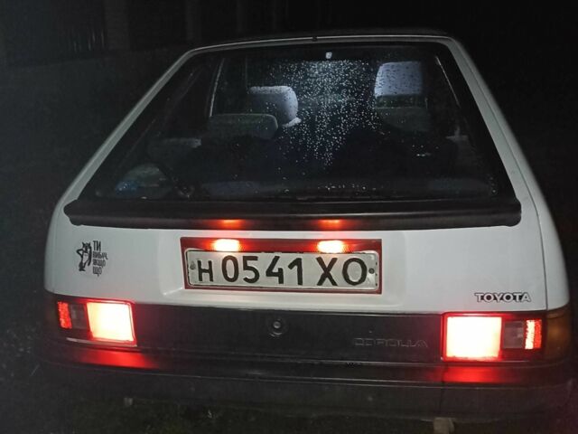 Білий Тойота Королла, об'ємом двигуна 1.6 л та пробігом 140 тис. км за 2000 $, фото 4 на Automoto.ua