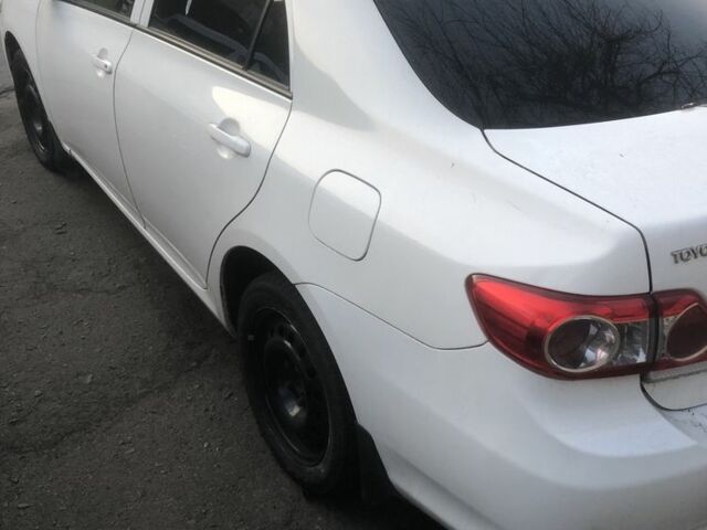 Білий Тойота Королла, об'ємом двигуна 1.6 л та пробігом 350 тис. км за 6000 $, фото 6 на Automoto.ua