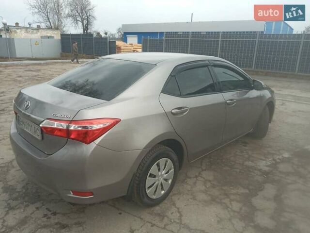 Бежевый Тойота Королла, объемом двигателя 1.3 л и пробегом 180 тыс. км за 9500 $, фото 1 на Automoto.ua