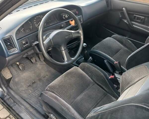 Черный Тойота Королла, объемом двигателя 1.8 л и пробегом 549 тыс. км за 1550 $, фото 3 на Automoto.ua