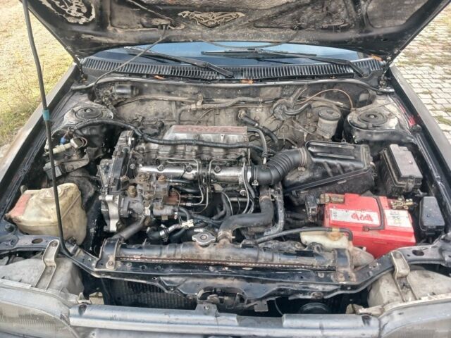 Чорний Тойота Королла, об'ємом двигуна 1.8 л та пробігом 549 тис. км за 1550 $, фото 7 на Automoto.ua