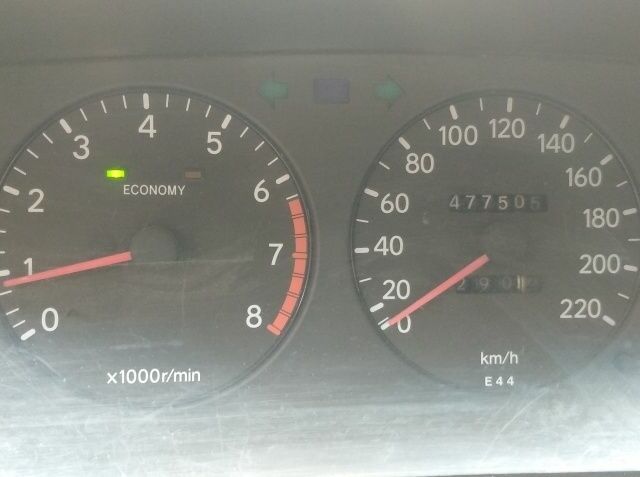 Черный Тойота Королла, объемом двигателя 1.4 л и пробегом 470 тыс. км за 2600 $, фото 2 на Automoto.ua