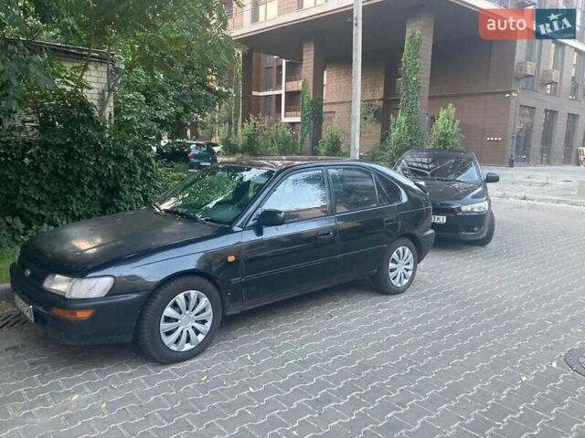 Черный Тойота Королла, объемом двигателя 1.33 л и пробегом 278 тыс. км за 2200 $, фото 1 на Automoto.ua