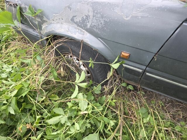 Черный Тойота Королла, объемом двигателя 0 л и пробегом 999 тыс. км за 150 $, фото 4 на Automoto.ua