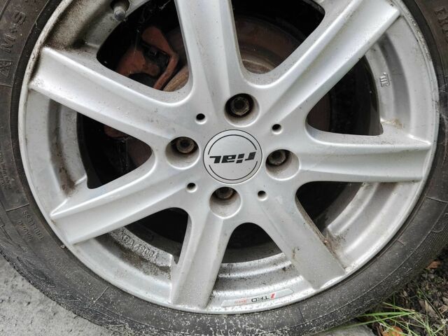 Черный Тойота Королла, объемом двигателя 1.4 л и пробегом 350 тыс. км за 2383 $, фото 16 на Automoto.ua