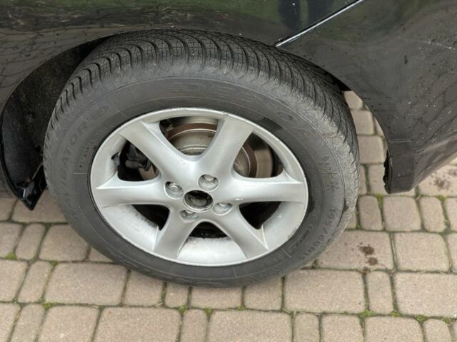 Черный Тойота Королла, объемом двигателя 2 л и пробегом 290 тыс. км за 1650 $, фото 9 на Automoto.ua