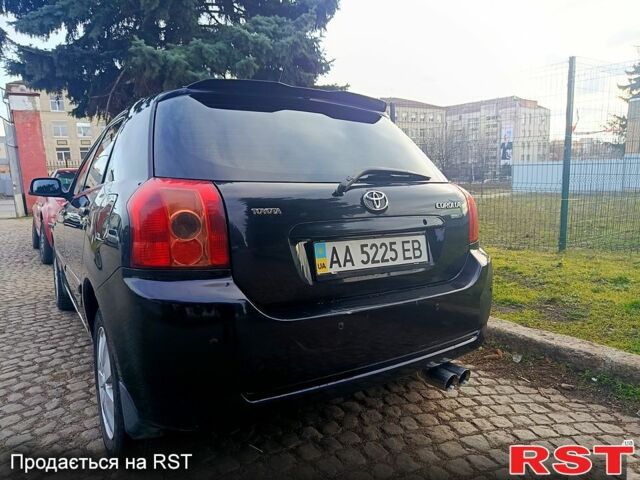 Черный Тойота Королла, объемом двигателя 1.6 л и пробегом 245 тыс. км за 5500 $, фото 4 на Automoto.ua