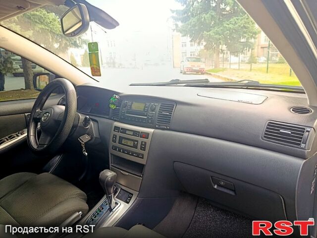 Черный Тойота Королла, объемом двигателя 1.6 л и пробегом 245 тыс. км за 5500 $, фото 9 на Automoto.ua