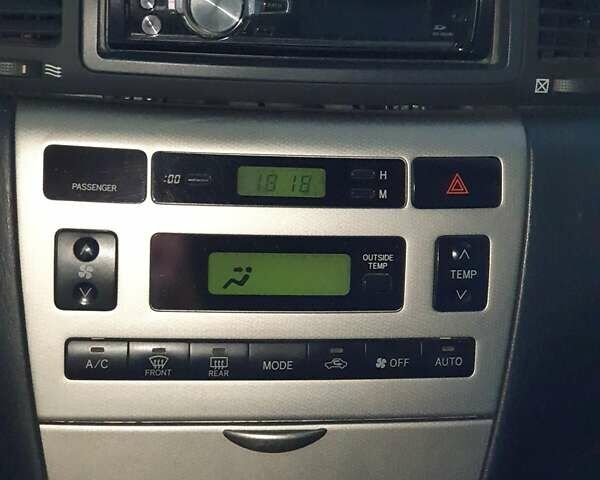 Черный Тойота Королла, объемом двигателя 1.6 л и пробегом 226 тыс. км за 6500 $, фото 17 на Automoto.ua