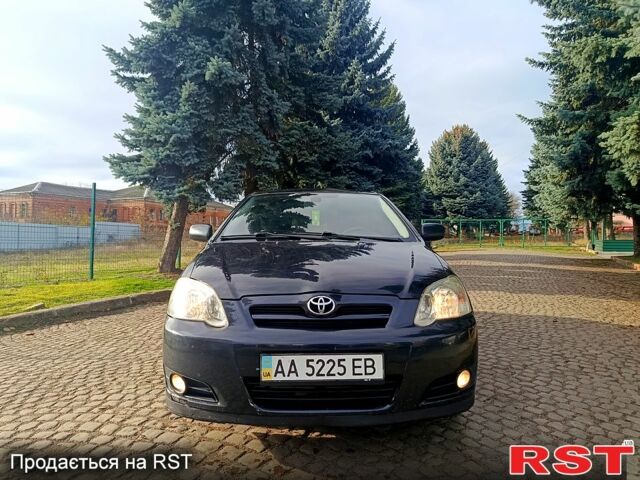 Черный Тойота Королла, объемом двигателя 1.6 л и пробегом 245 тыс. км за 5500 $, фото 2 на Automoto.ua