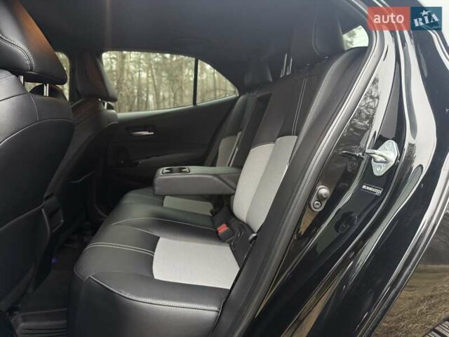 Черный Тойота Королла, объемом двигателя 1.97 л и пробегом 107 тыс. км за 17000 $, фото 33 на Automoto.ua