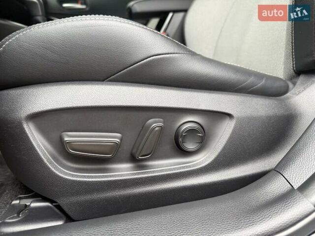 Черный Тойота Королла, объемом двигателя 1.97 л и пробегом 107 тыс. км за 17000 $, фото 27 на Automoto.ua