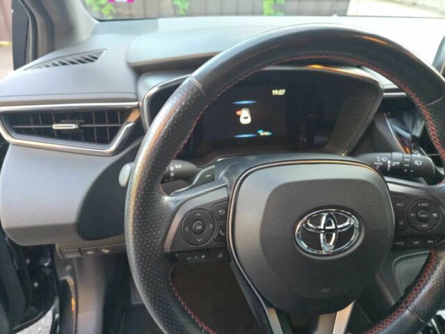 Черный Тойота Королла, объемом двигателя 1.8 л и пробегом 28 тыс. км за 12600 $, фото 5 на Automoto.ua