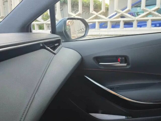 Черный Тойота Королла, объемом двигателя 1.8 л и пробегом 28 тыс. км за 12600 $, фото 6 на Automoto.ua